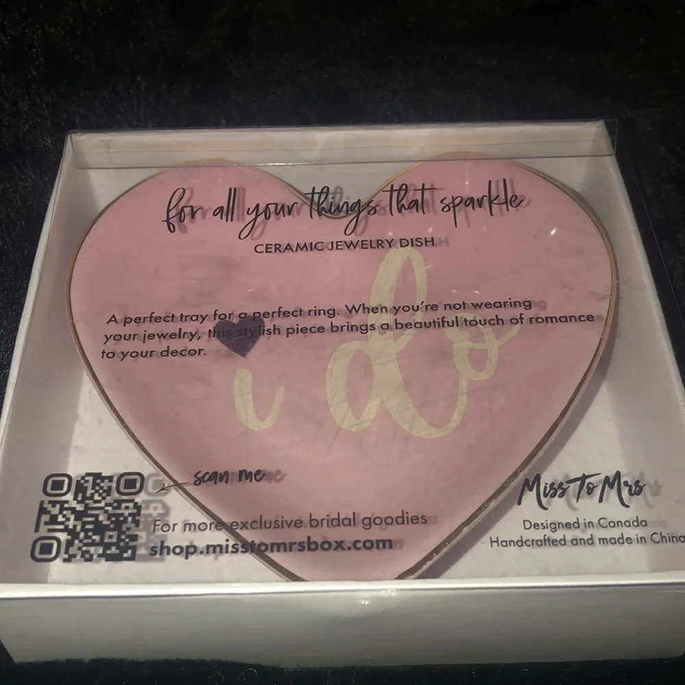 I Do‎  Ceramic Jewelry Ring trinket heart dish